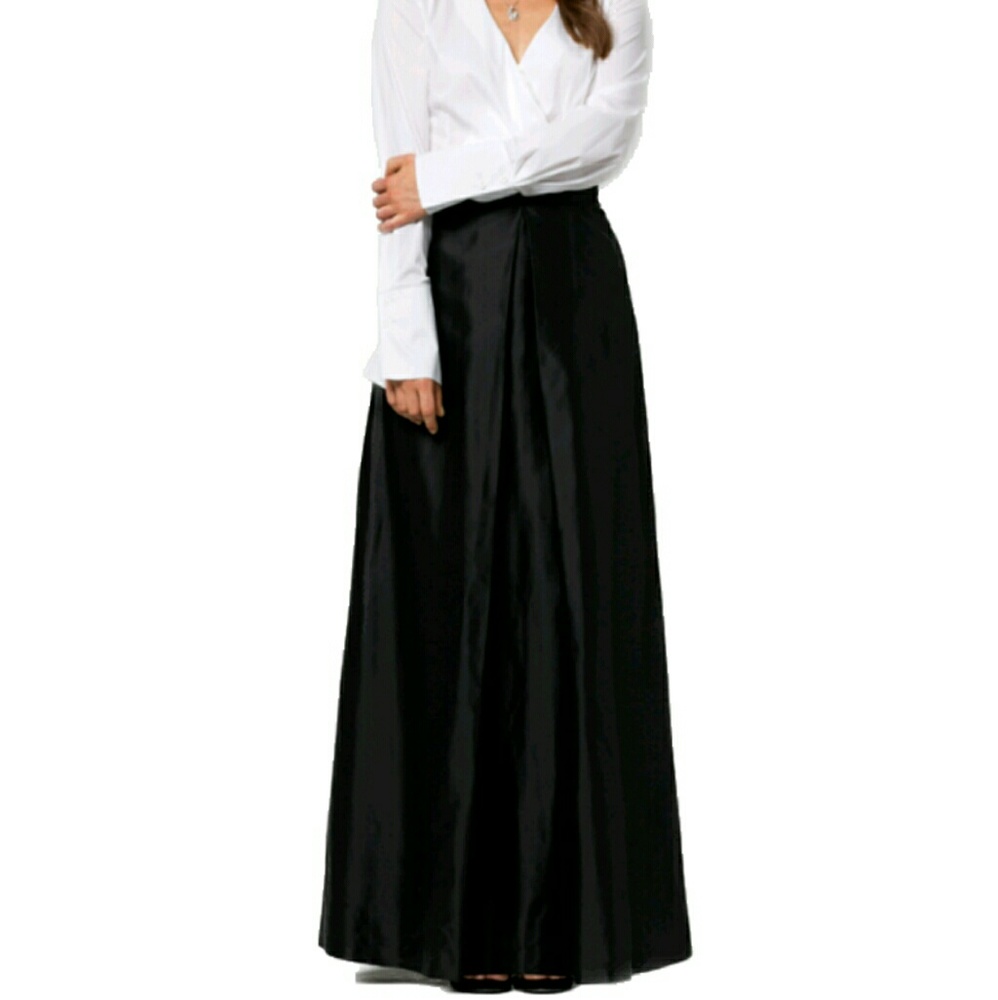 Black raw silk maxi skirt sz M